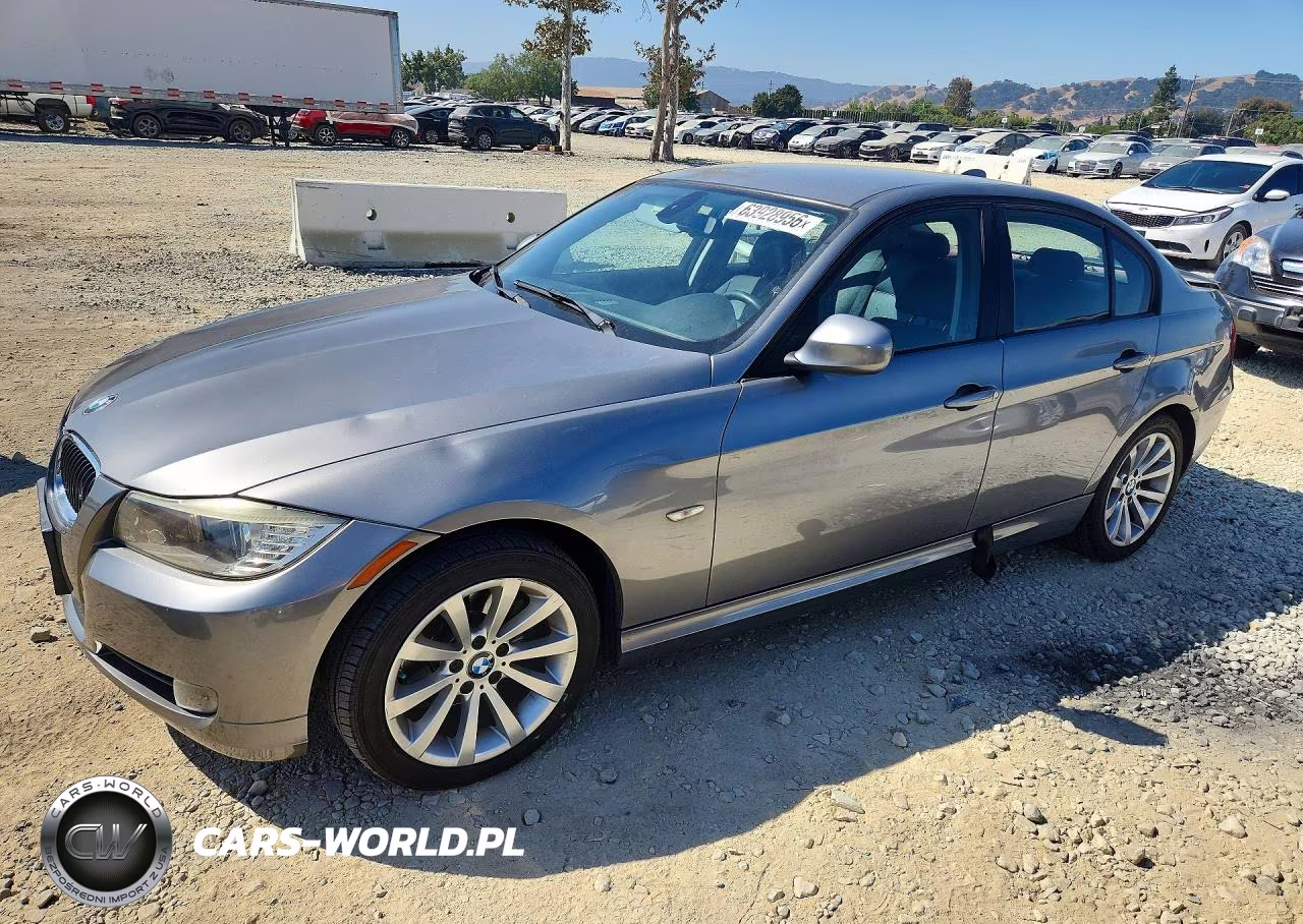 2011 BMW 328 I Sulev – zdjęcie 1 z 12