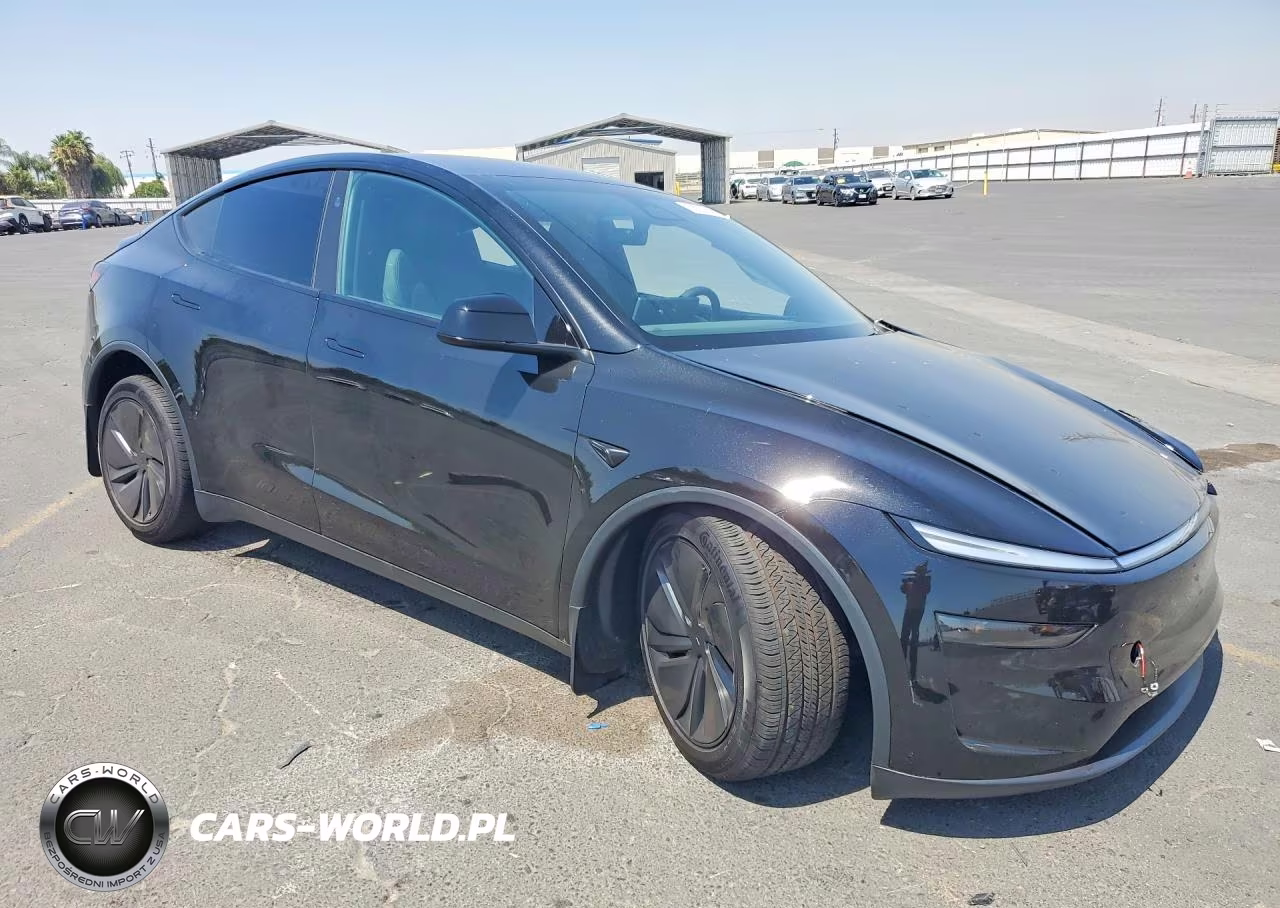 2026 Tesla Model Y VIN:7SAYGAEE9TF600940 - 4