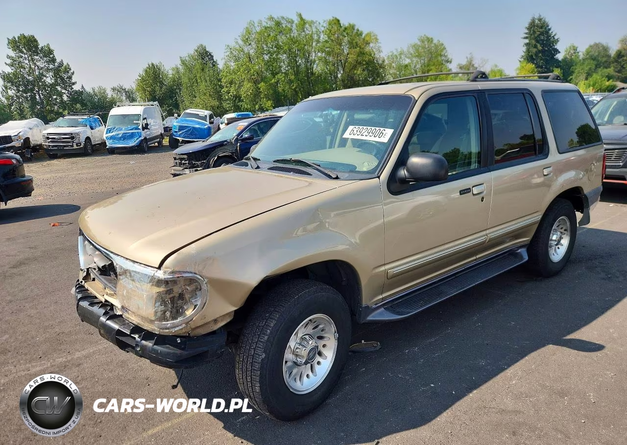 1999 Ford Explorer
