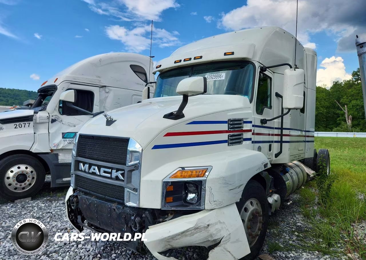 2020 Mack Anthem – zdjęcie 1 z 14