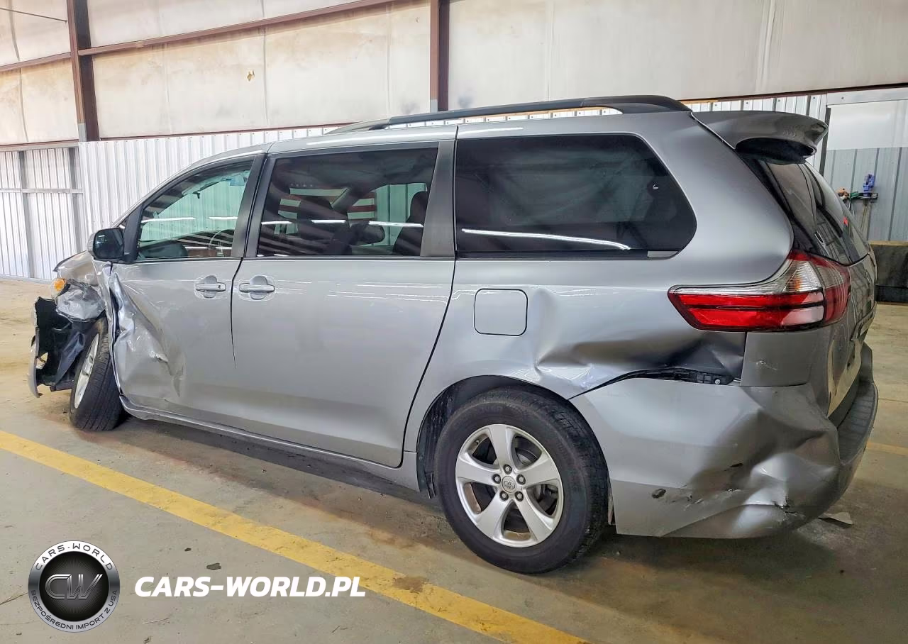 2015 Toyota Sienna Le VIN:5TDKK3DC6FS588212 - 2