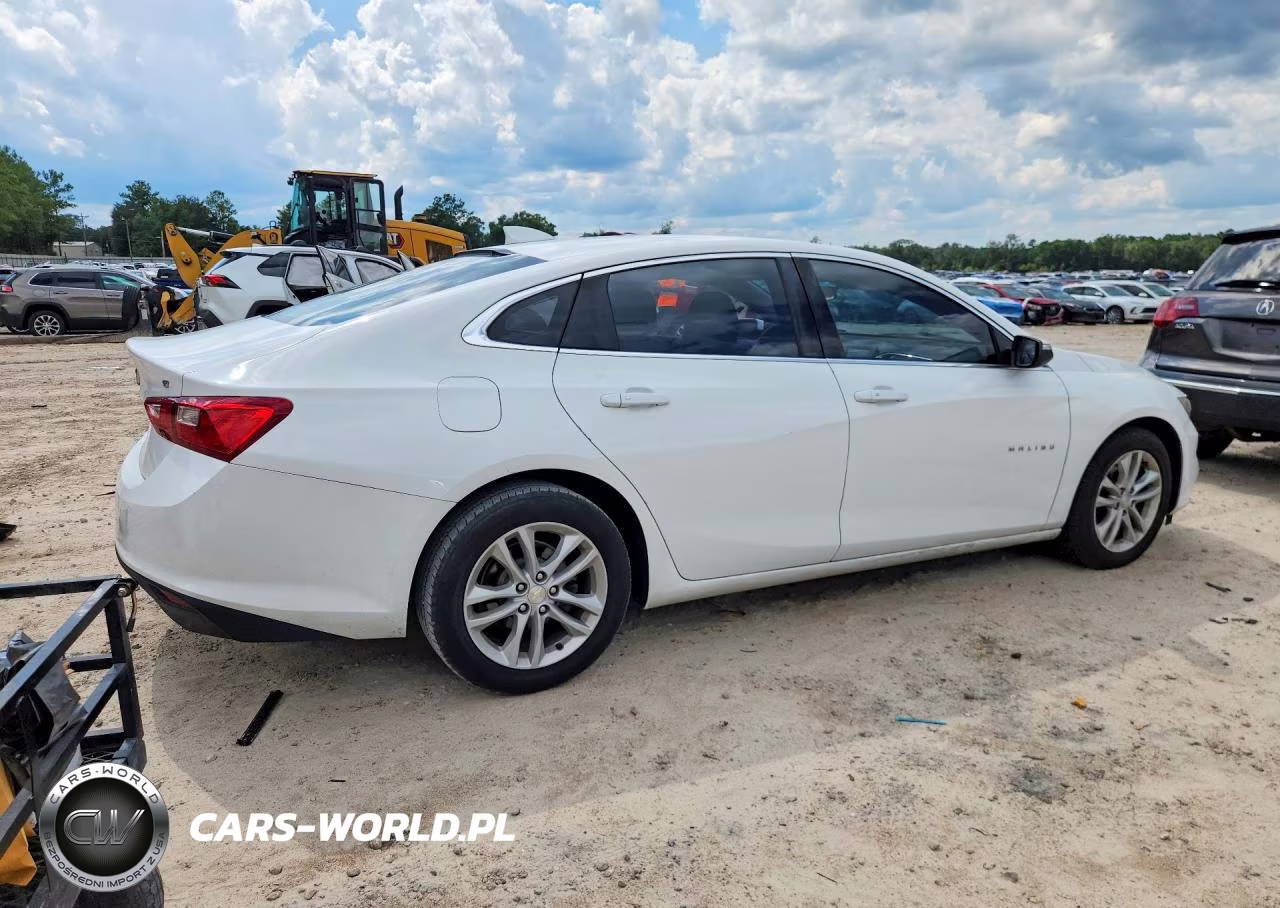 2017 Chevrolet Malibu Lt VIN:1G1ZE5ST5HF204307 - 3