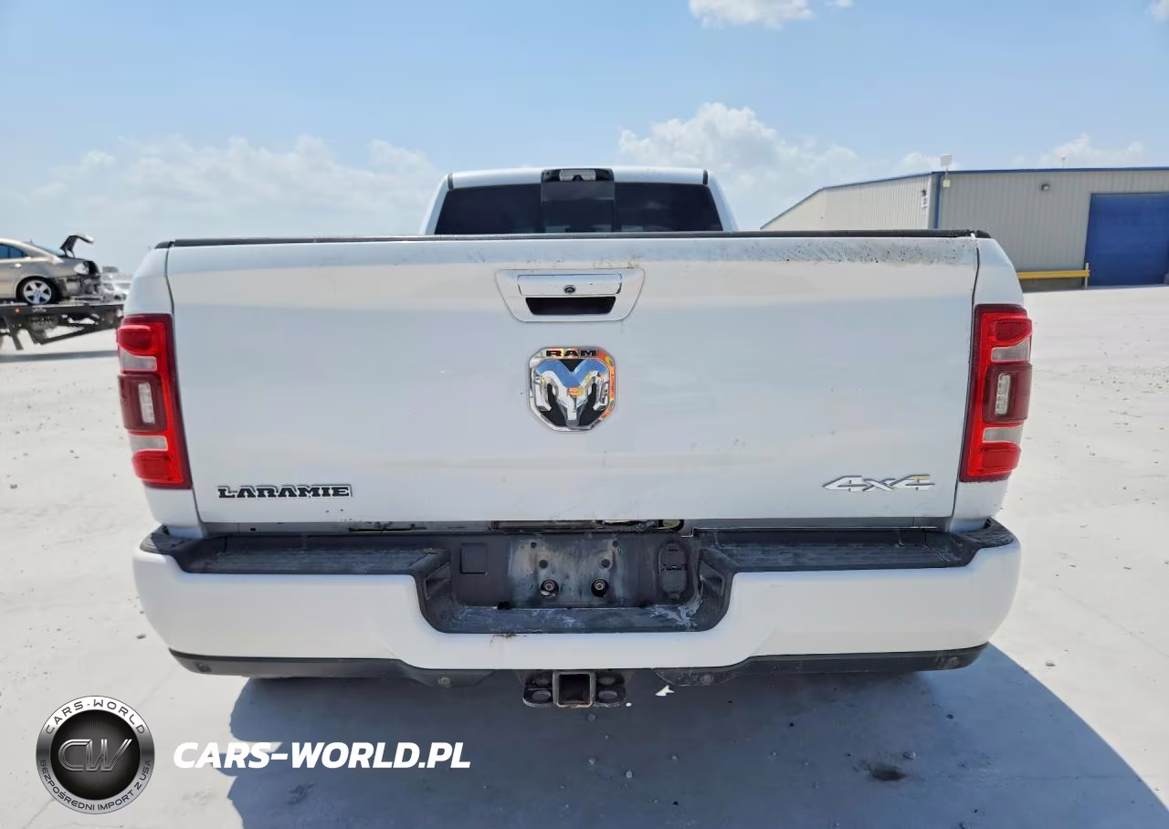 2022 Ram 3500 Laramie VIN:3C63RRJL0NG260795 - 6