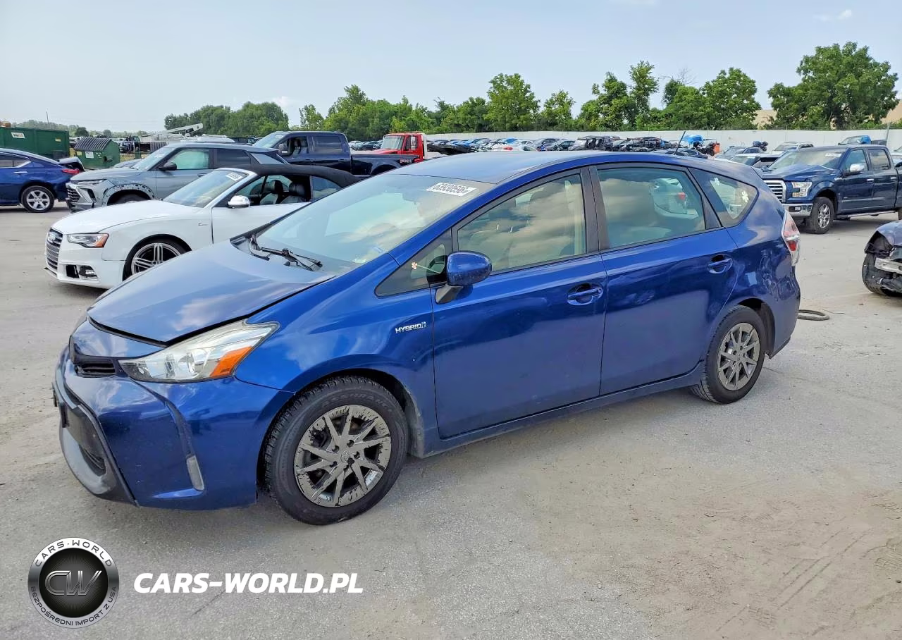 2015 Toyota Prius V Three – zdjęcie 1 z 12