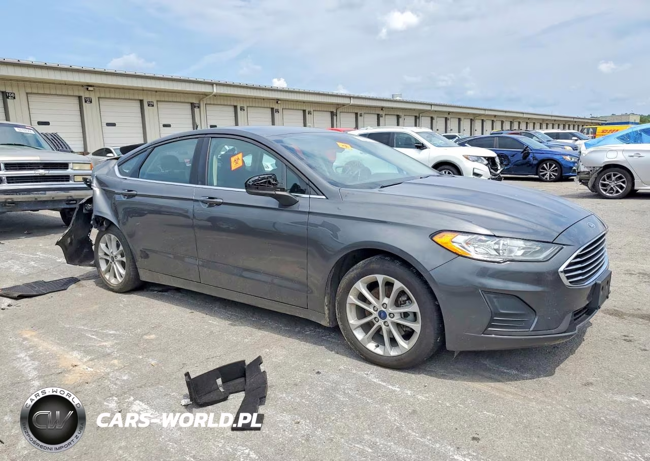 2020 Ford Fusion Se VIN:3FA6P0LU7LR196744 - 4