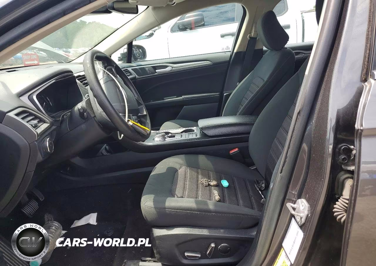 2020 Ford Fusion Se VIN:3FA6P0LU7LR196744 - 7