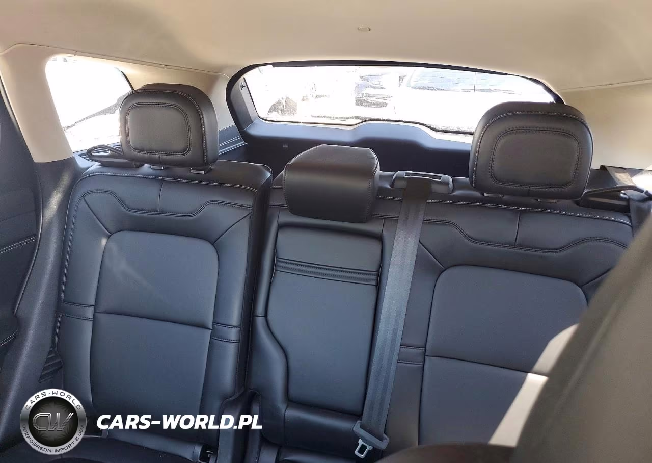 2025 Lincoln Corsair Premiere VIN:5LMCJ1DAXSUL12110 - 10