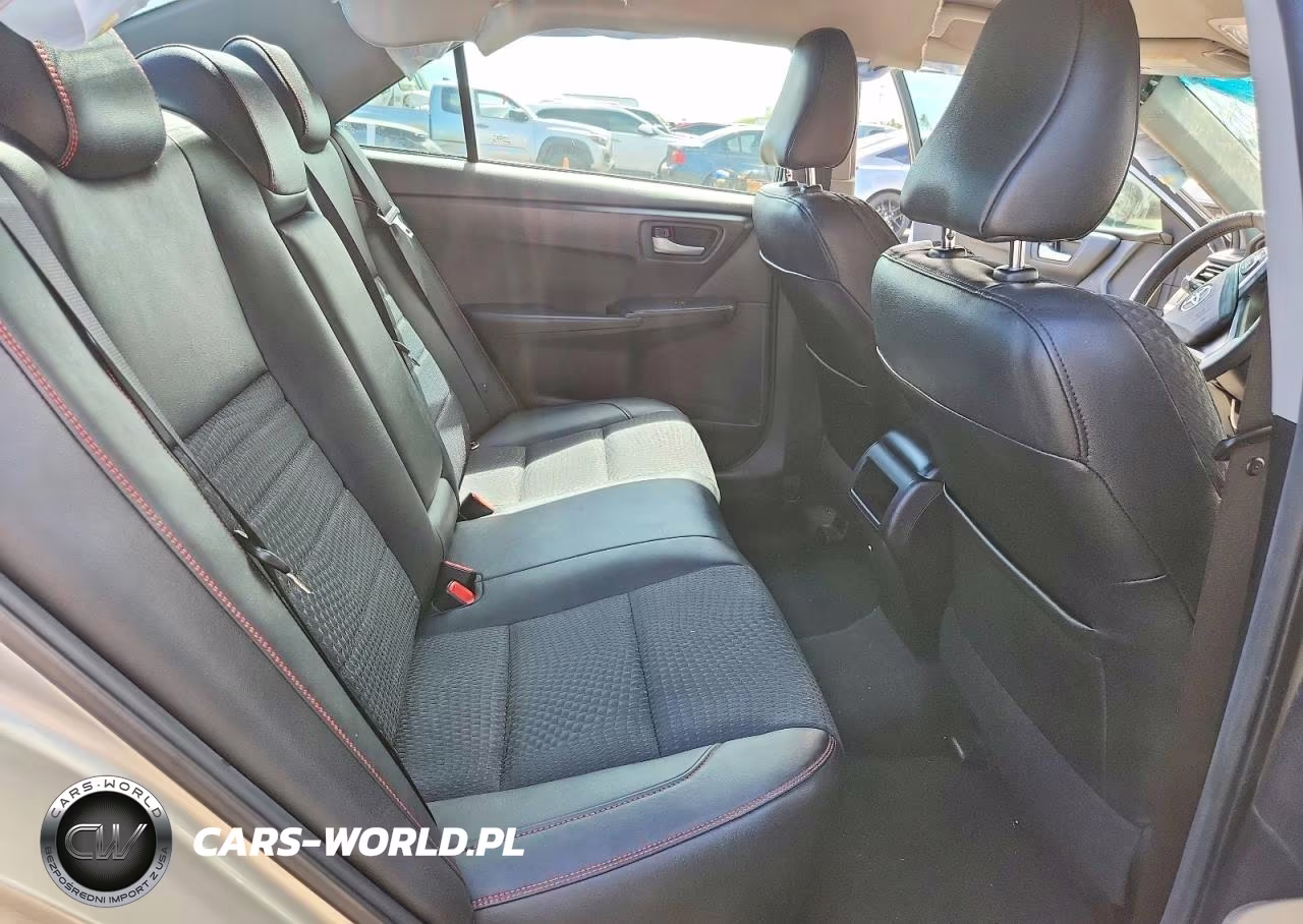 2015 Toyota Camry Le VIN:4T1BF1FK8FU473924 - 10