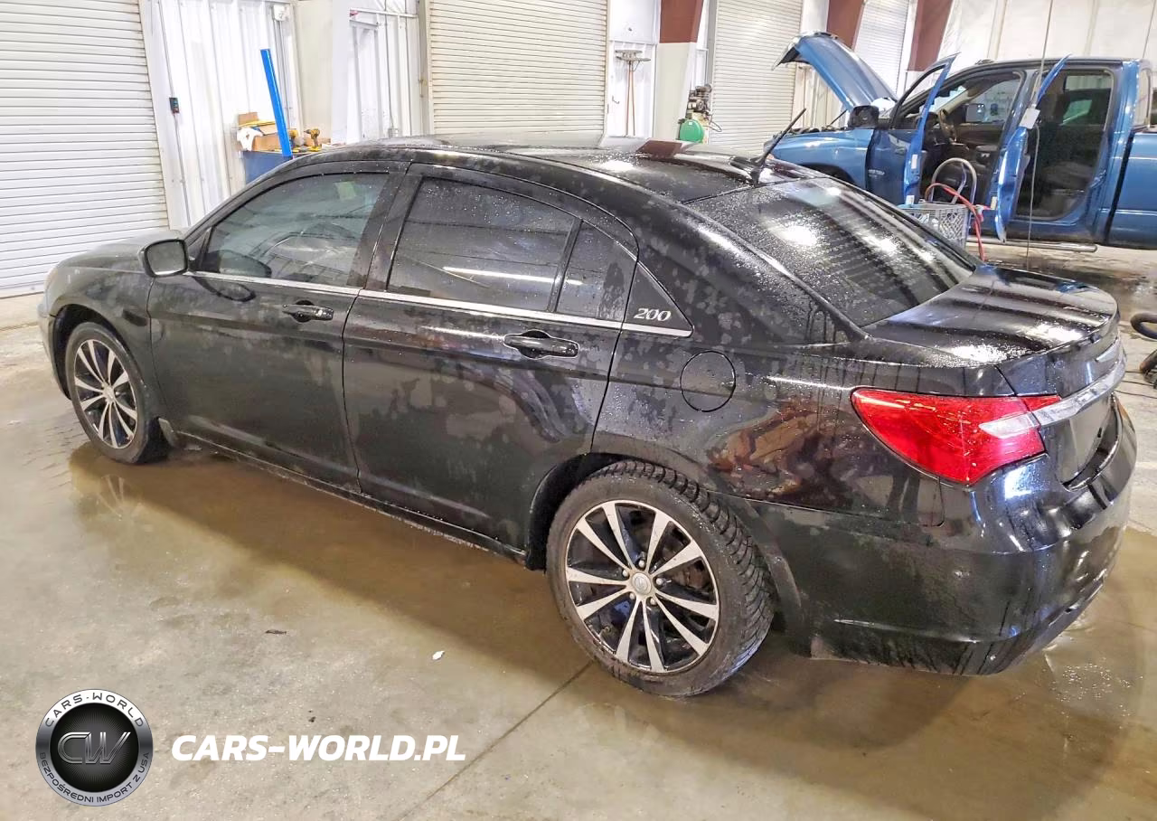 2011 Chrysler 200 S VIN:1C3BC8FG1BN601236 - 2