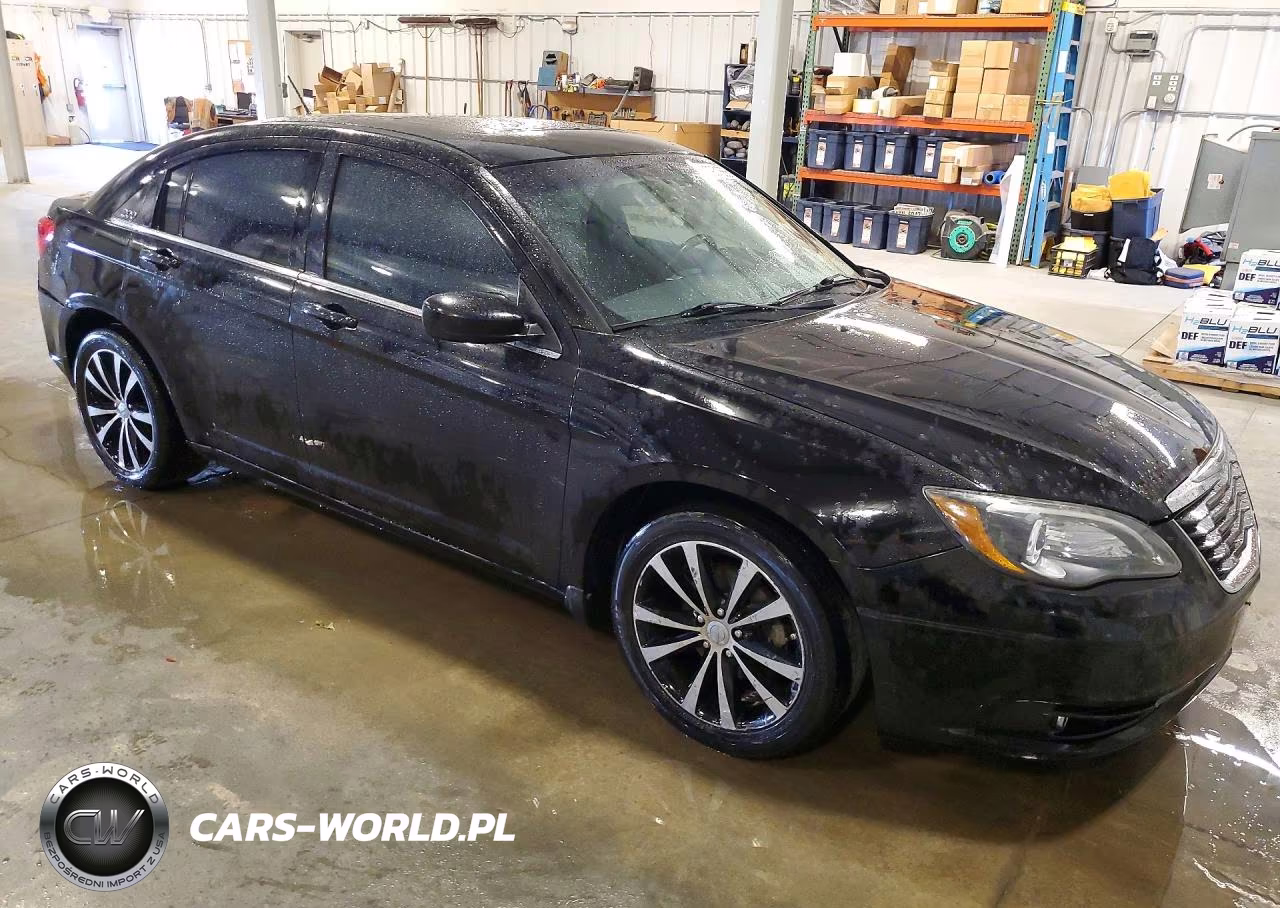 2011 Chrysler 200 S VIN:1C3BC8FG1BN601236 - 4