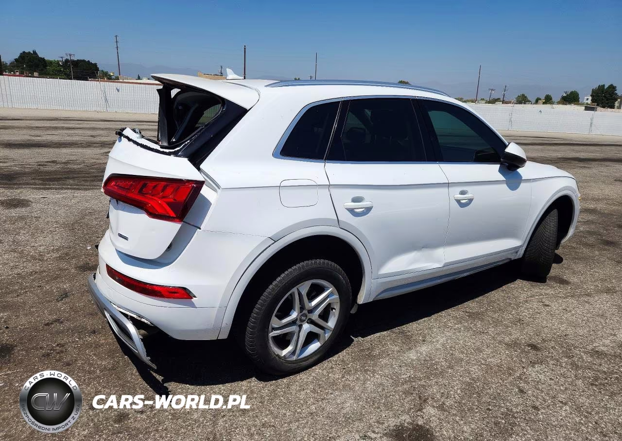 2019 Audi Q5 Premium VIN:WA1ANAFY4K2063614 - 3