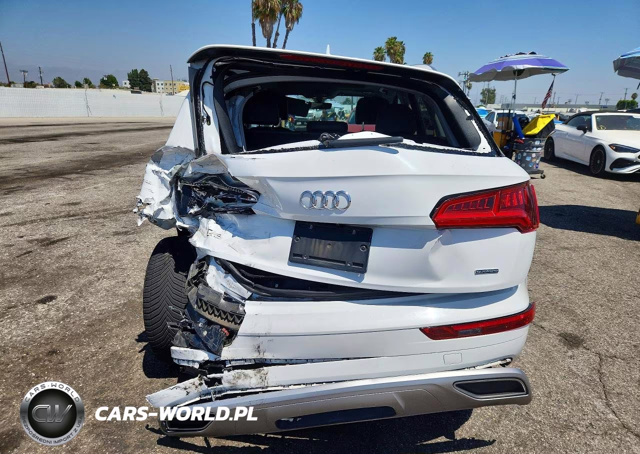 2019 Audi Q5 Premium VIN:WA1ANAFY4K2063614 - 6