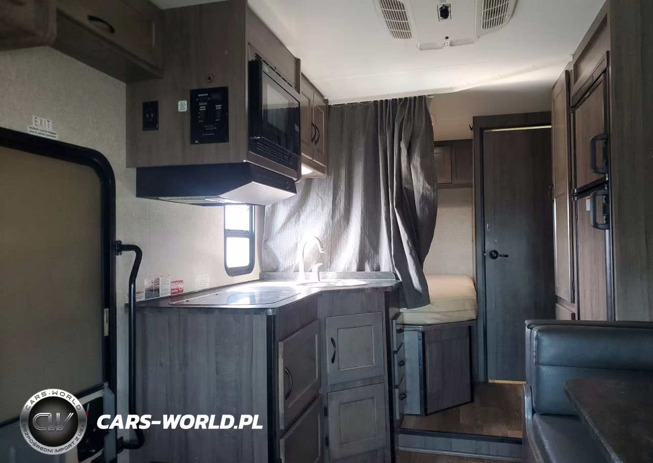 2019 Ford Econoline - Rv VIN:1FDWE3FS0KDC26505 - 10