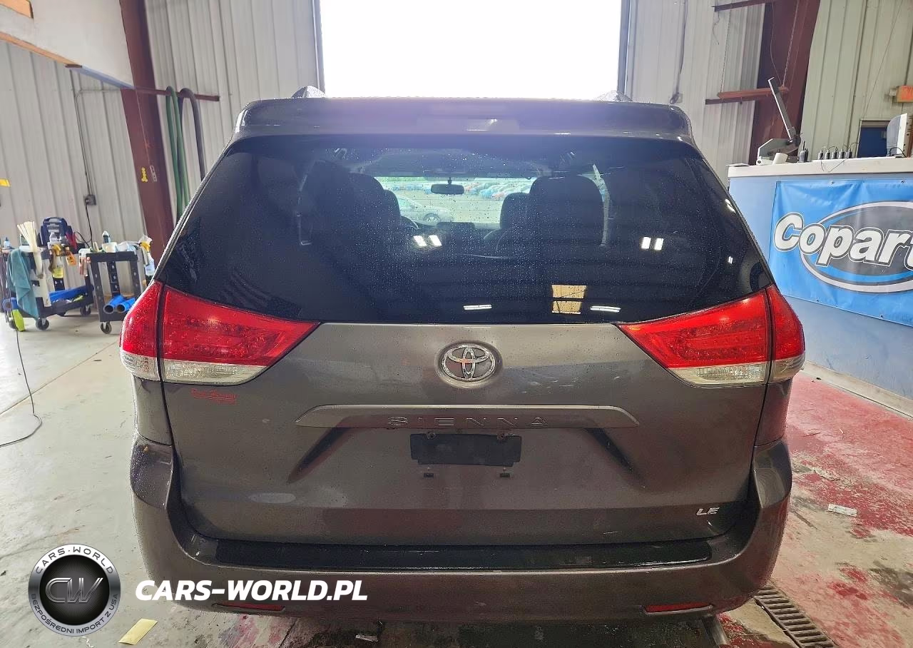 2011 Toyota Sienna Le V6 VIN:5TDKK3DC7BS060656 - 6