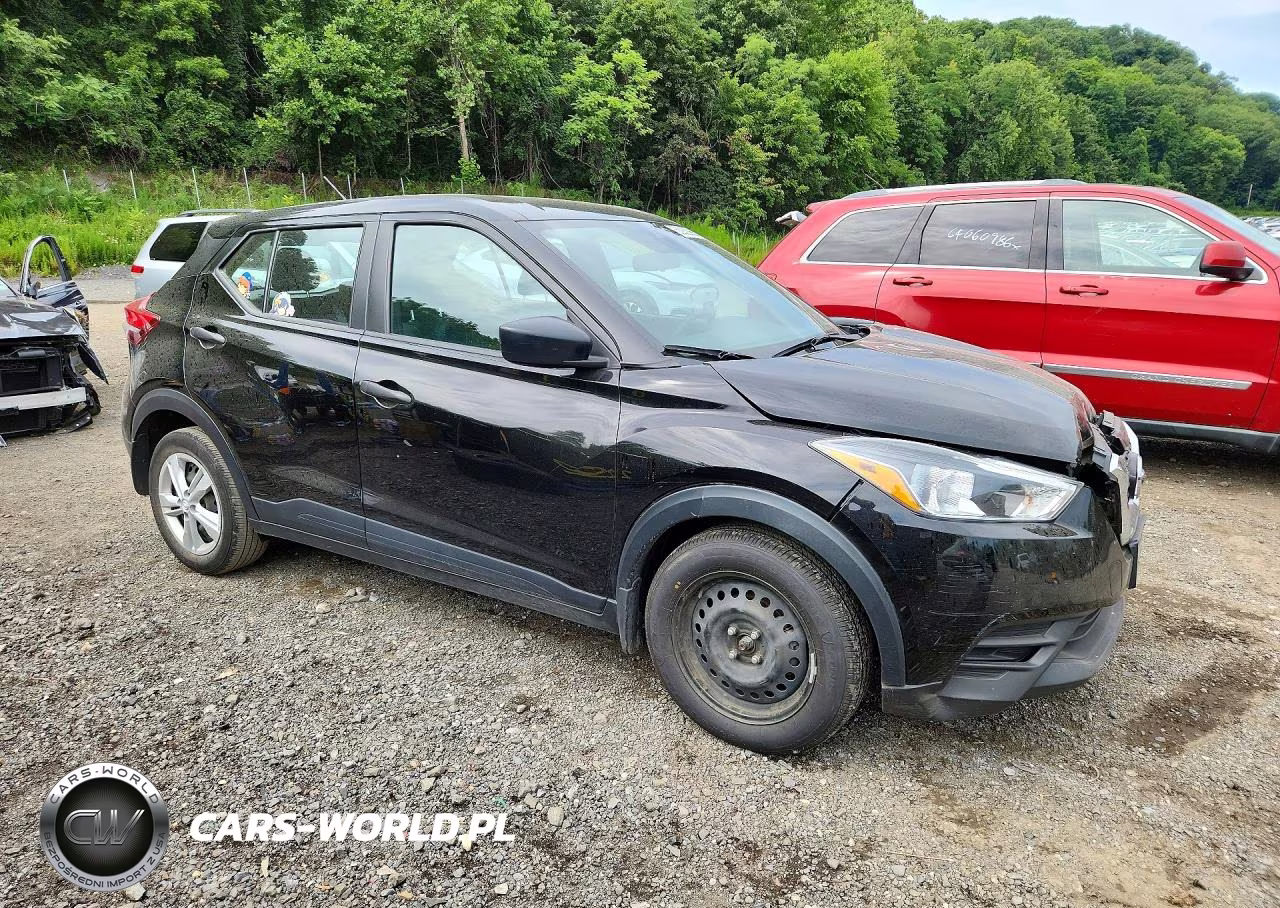 2020 Nissan Kicks S VIN:3N1CP5BV3LL504728 - 4