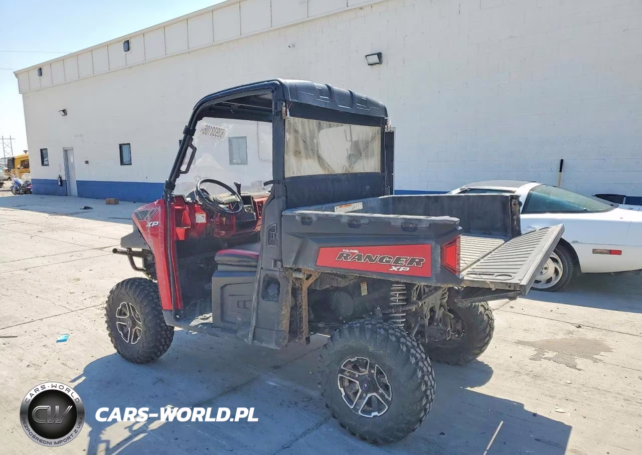 2014 Polaris Ranger Utility Vehicle VIN:4XAUH9EA1EG861693 - 3