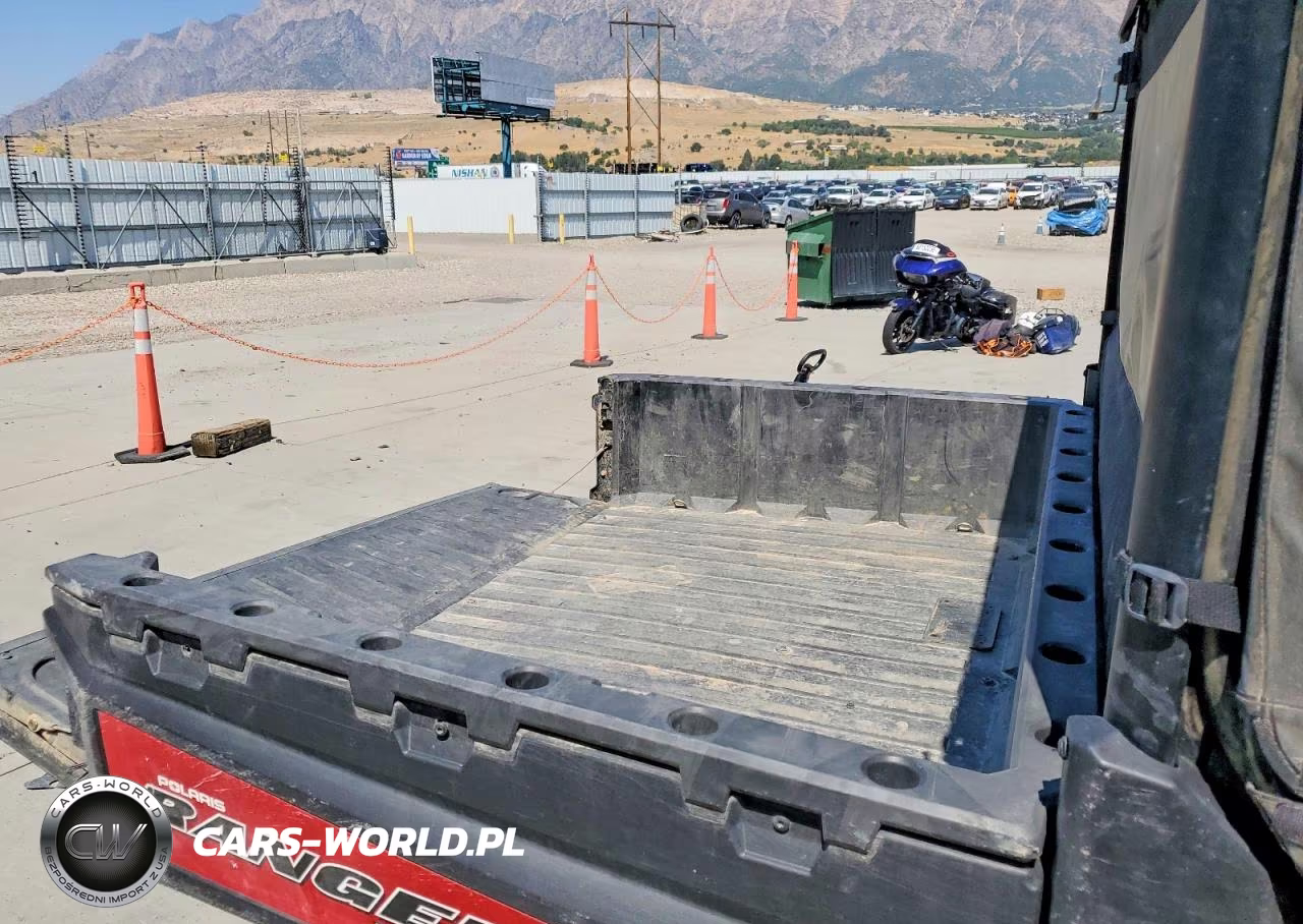 2014 Polaris Ranger Utility Vehicle VIN:4XAUH9EA1EG861693 - 6