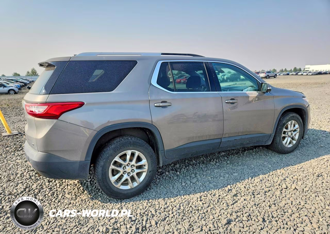 2018 Chevrolet Traverse Lt VIN:1GNEVGKW9JJ130735 - 3