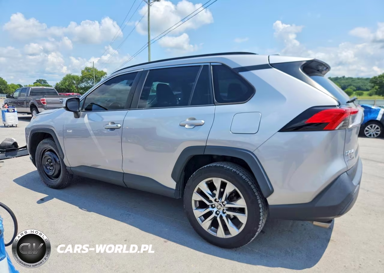 2021 Toyota Rav4 Xle Premium VIN:2T3C1RFV8MC121184 - 2