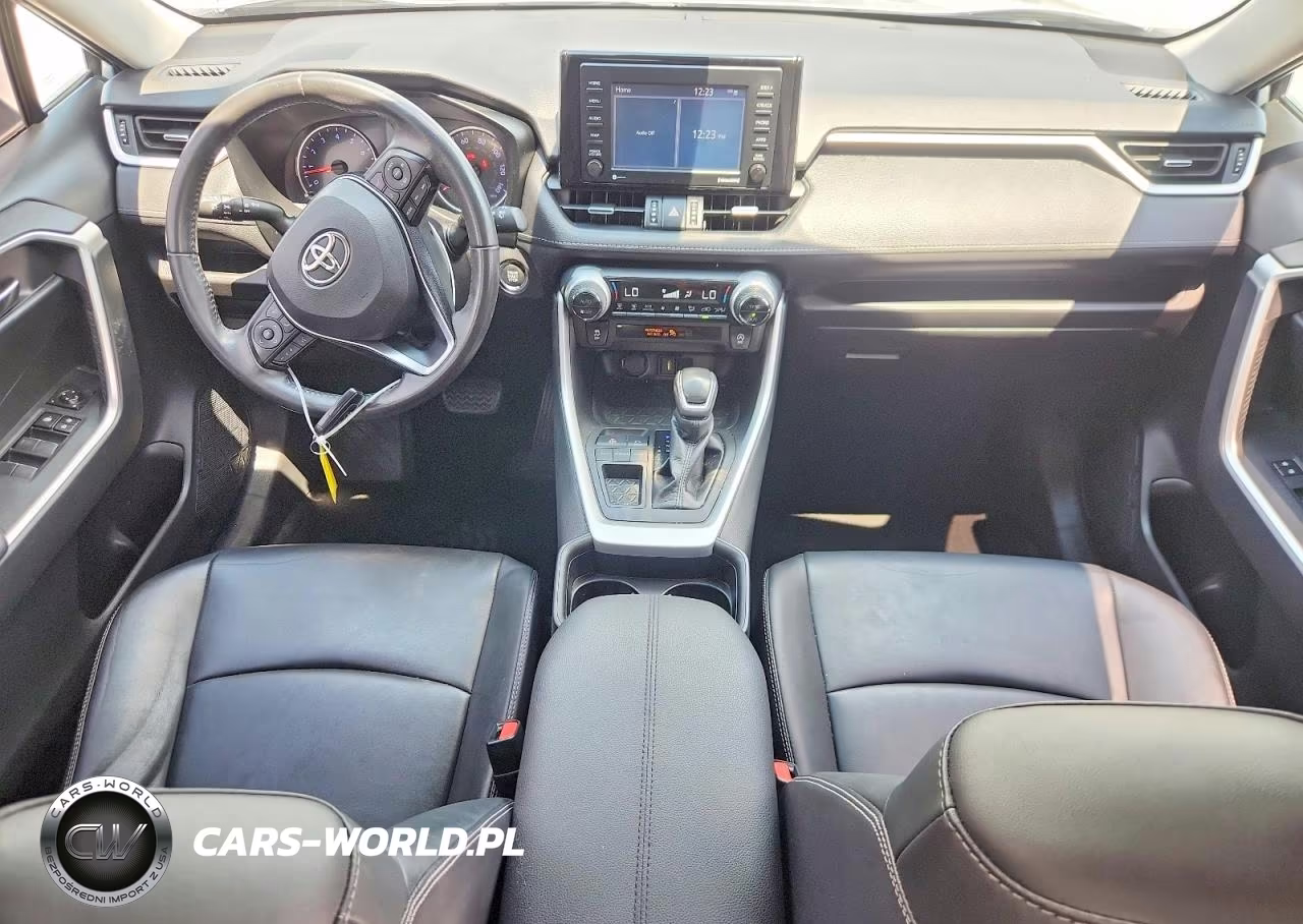 2021 Toyota Rav4 Xle Premium VIN:2T3C1RFV8MC121184 - 8