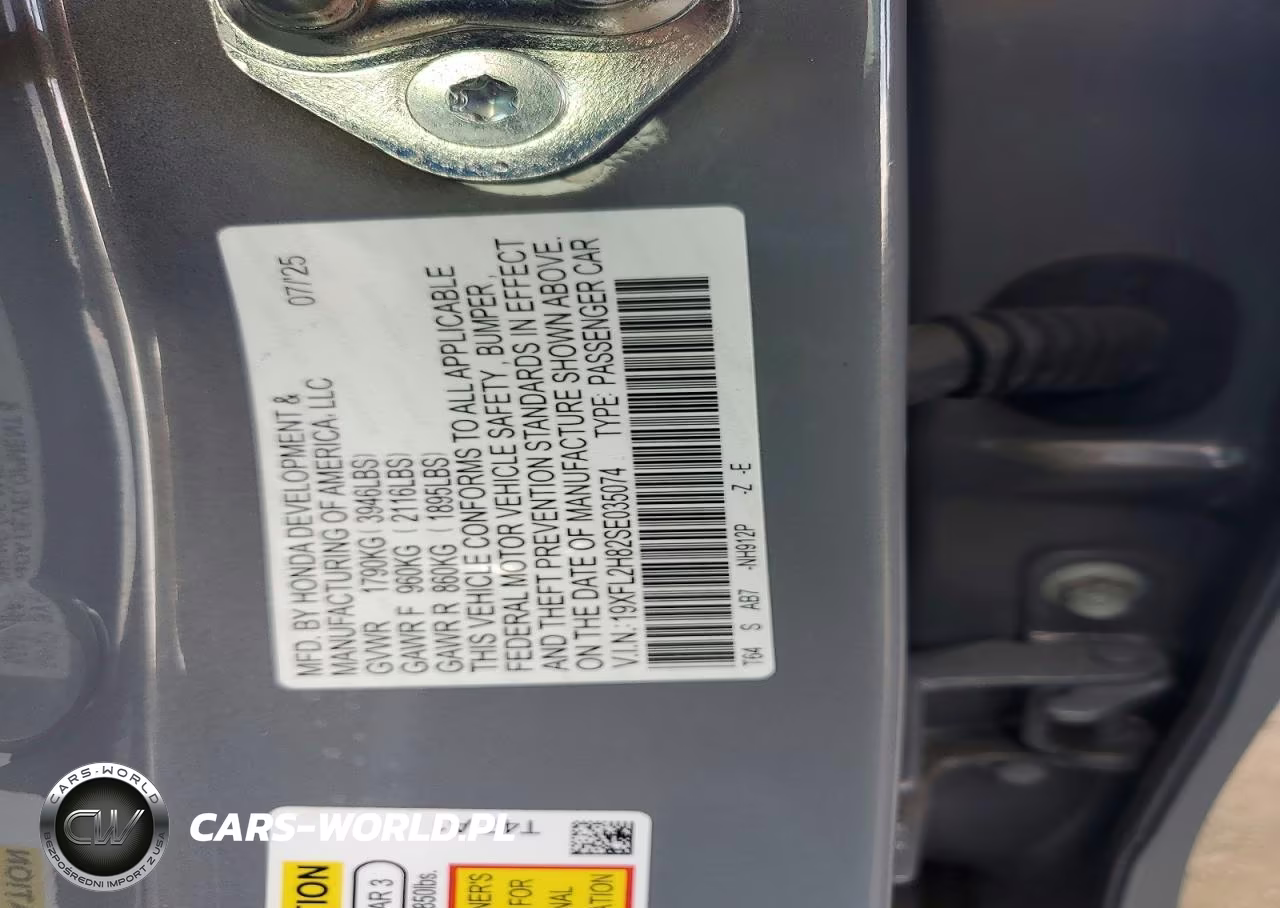 2025 Honda Civic Sport VIN:19XFL2H82SE035074 - 13