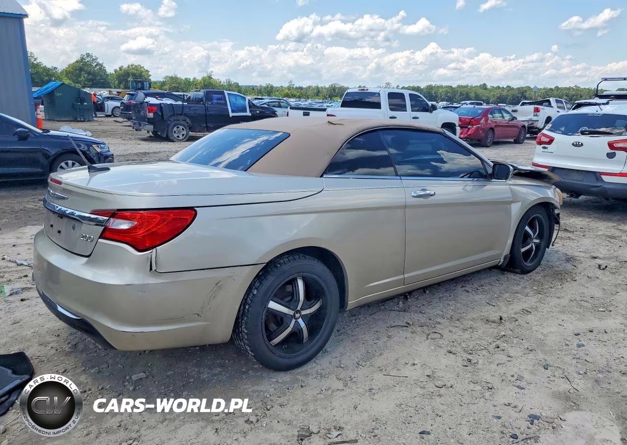 2013 Chrysler 200 Limited VIN:1C3BCBFG8DN669078 - 3