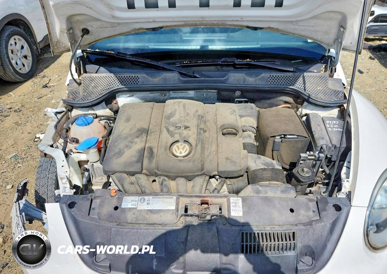 2012 Volkswagen Beetle VIN:3VWHP7AT5CM622575 - 11