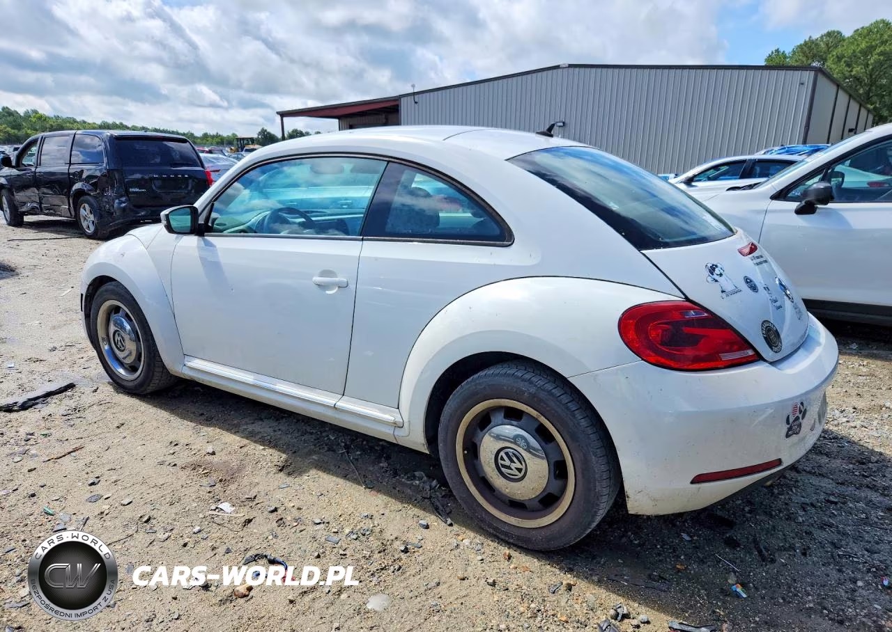 2012 Volkswagen Beetle VIN:3VWHP7AT5CM622575 - 2