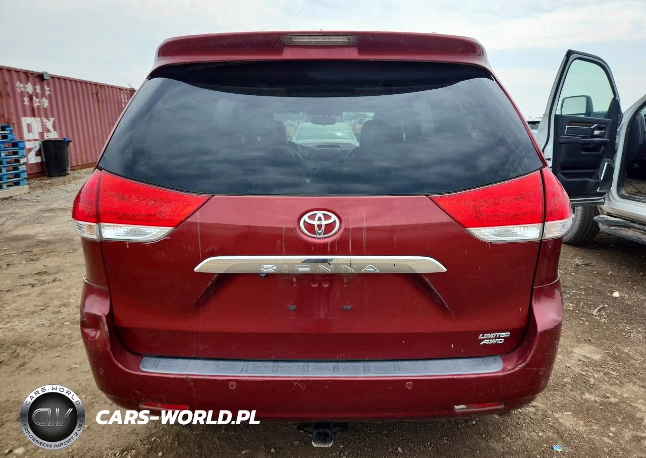 2012 Toyota Sienna Limited 7-Passenger VIN:5TDDK3DC1CS035861 - 6