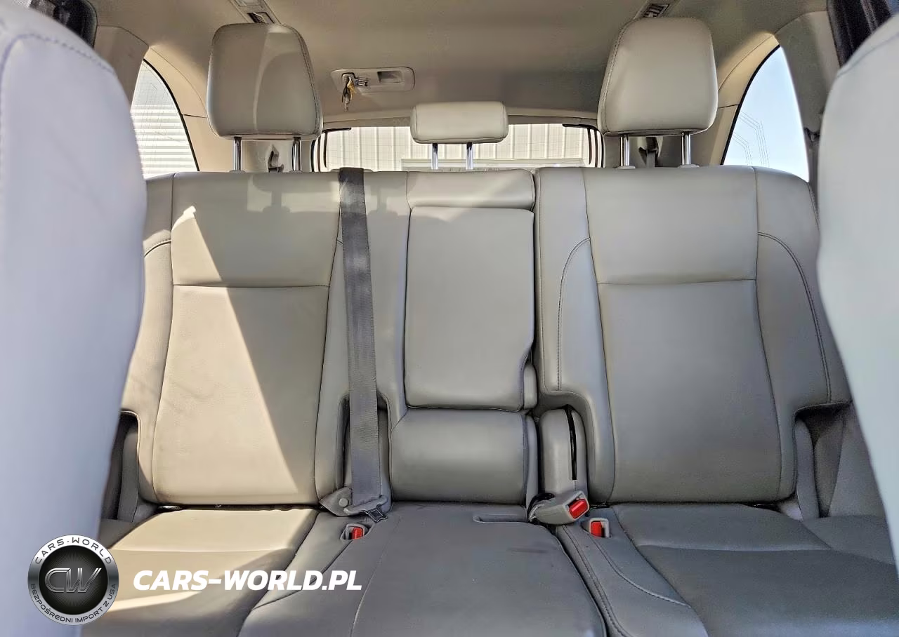 2019 Toyota Highlander Xle VIN:5TDKZRFH8KS315323 - 10