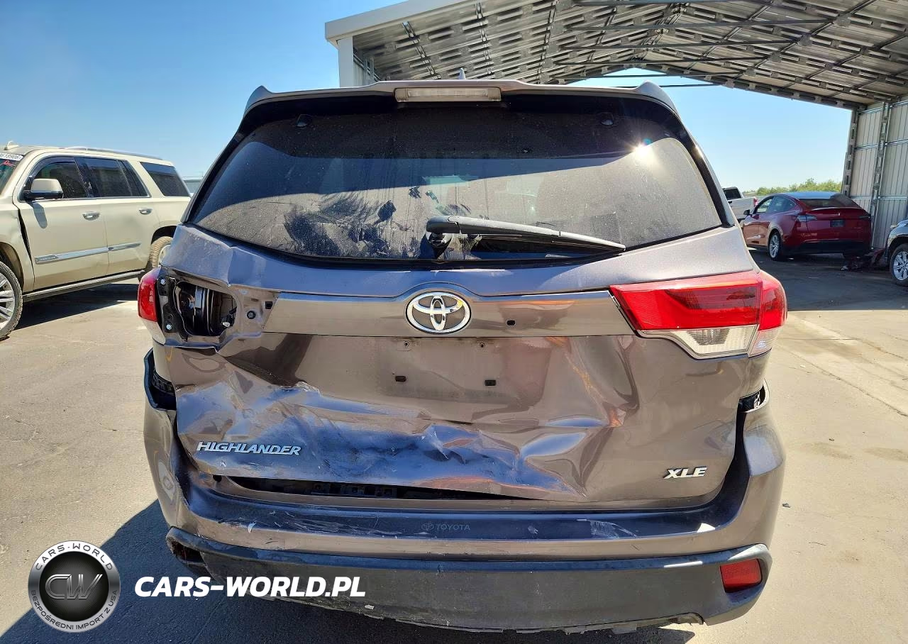 2019 Toyota Highlander Xle VIN:5TDKZRFH8KS315323 - 6