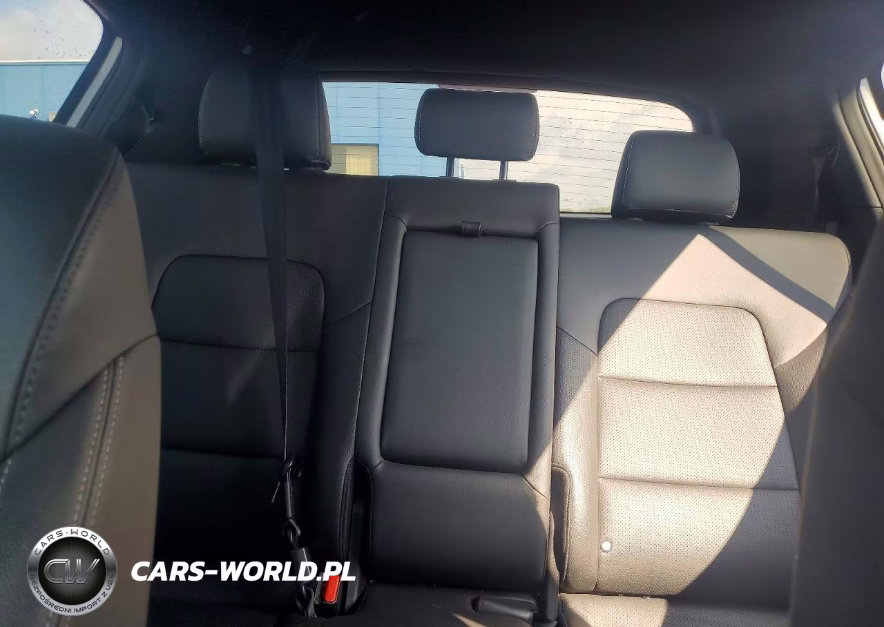 2020 Kia Sportage S VIN:KNDP63AC3L7708777 - 10