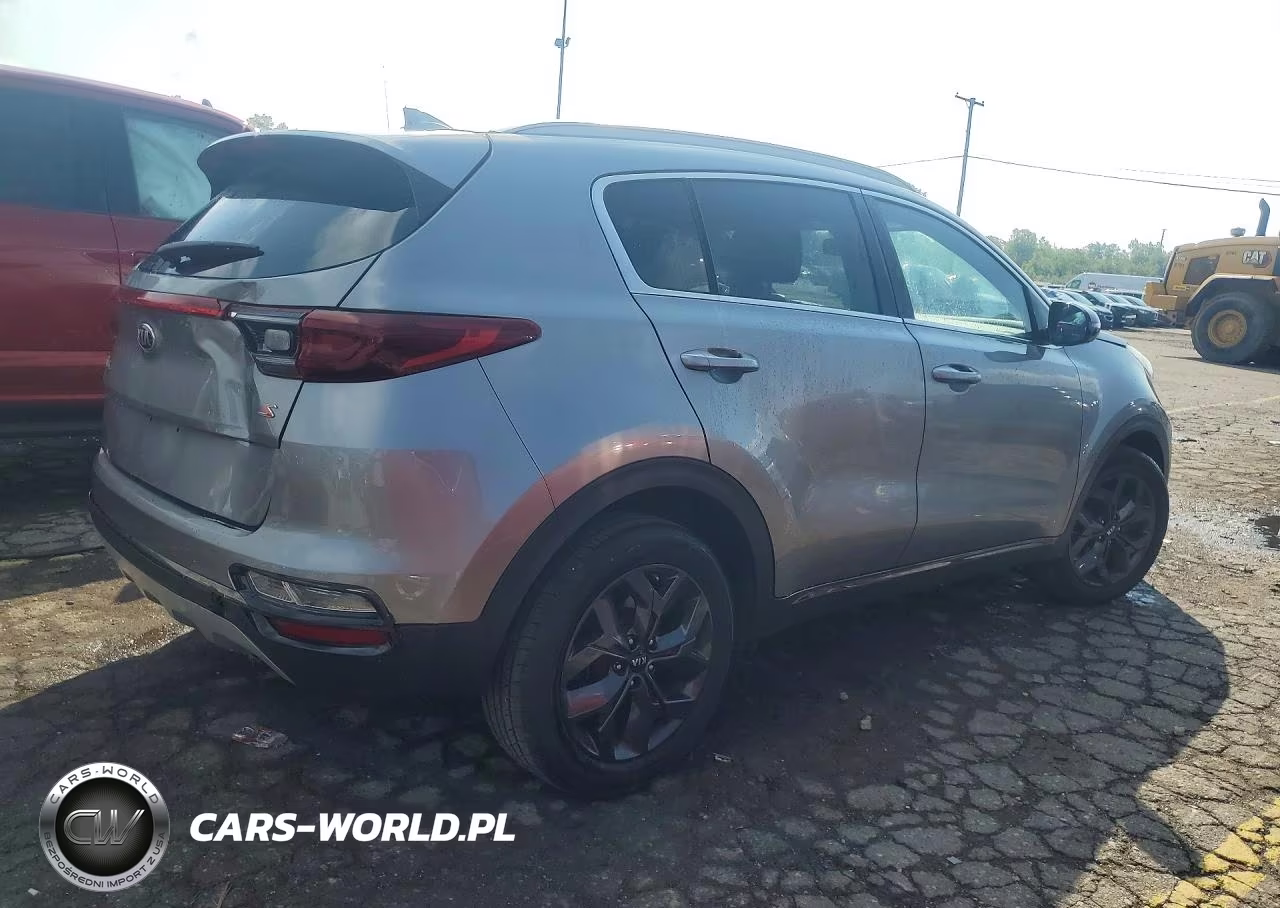 2020 Kia Sportage S VIN:KNDP63AC3L7708777 - 3