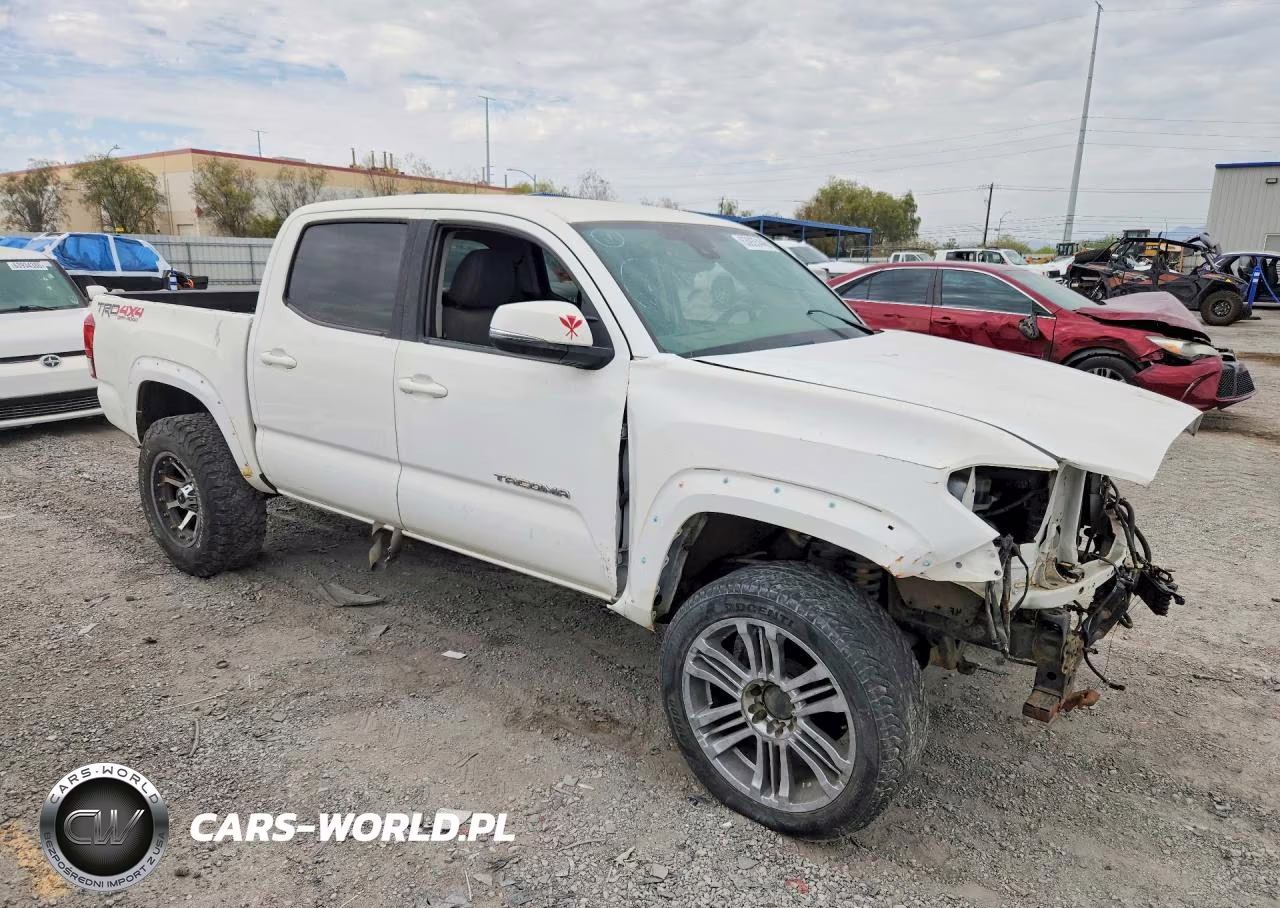 2018 Toyota Tacoma Sr V6 VIN:3TMCZ5AN8JM164010 - 4