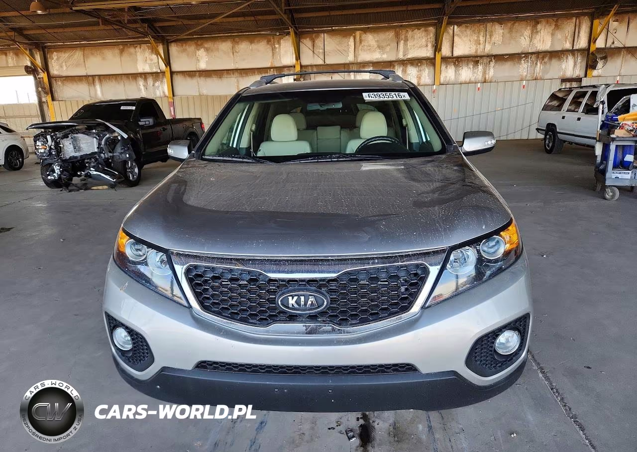 2013 Kia Sorento Lx VIN:5XYKT4A67DG370713 - 5