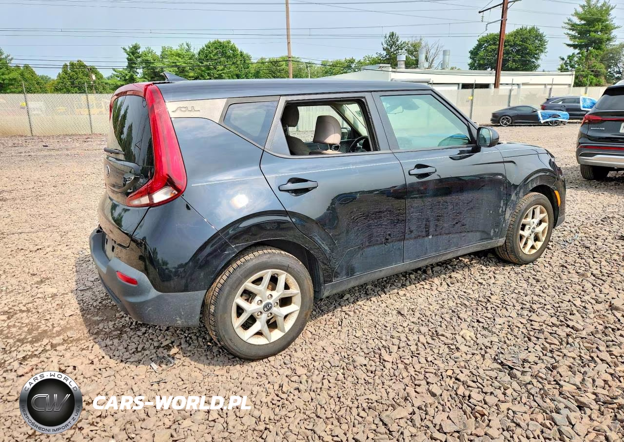 2021 Kia Soul S VIN:KNDJ23AU7M7770825 - 3