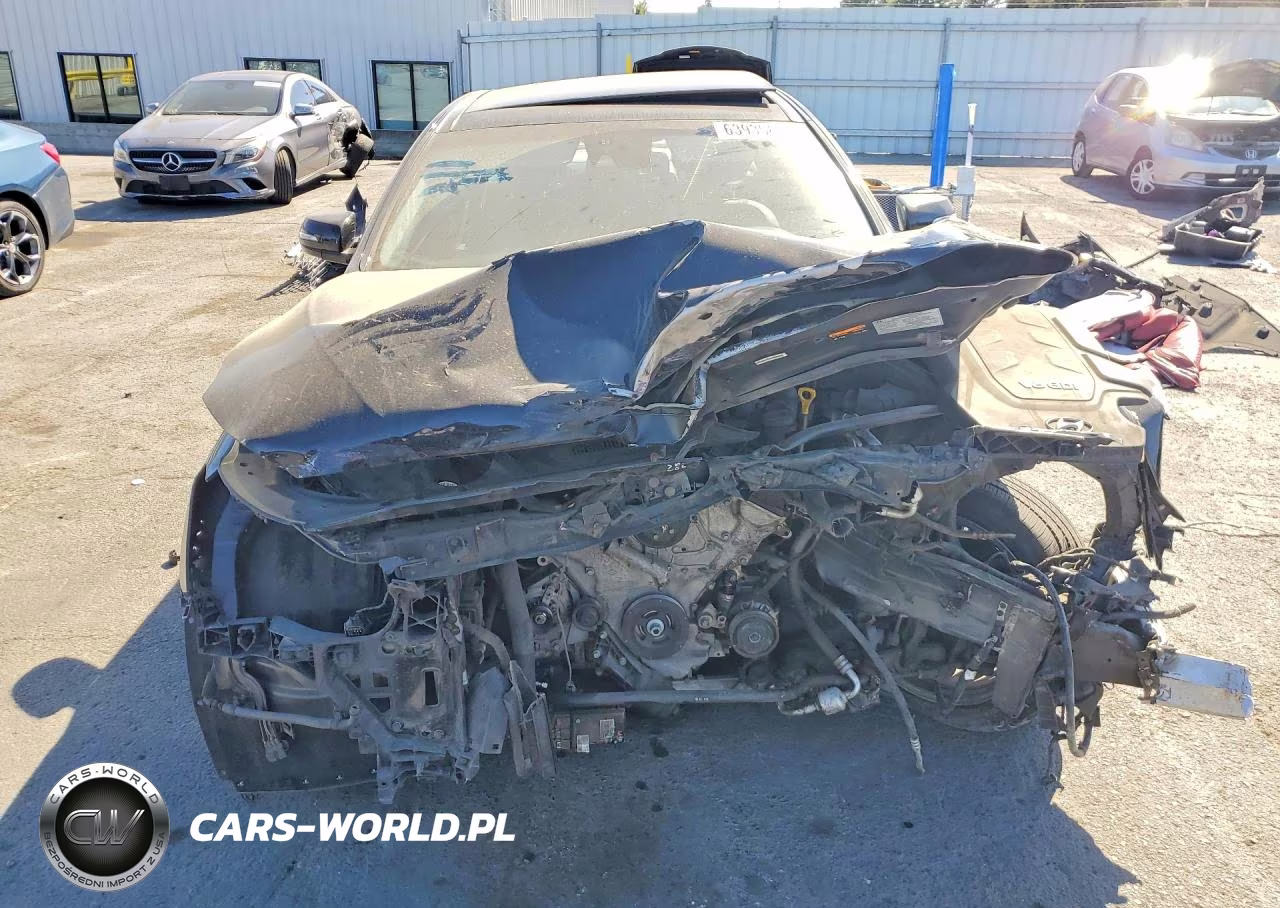 2015 Hyundai Genesis VIN:KMHGN4JE7FU046472 - 5