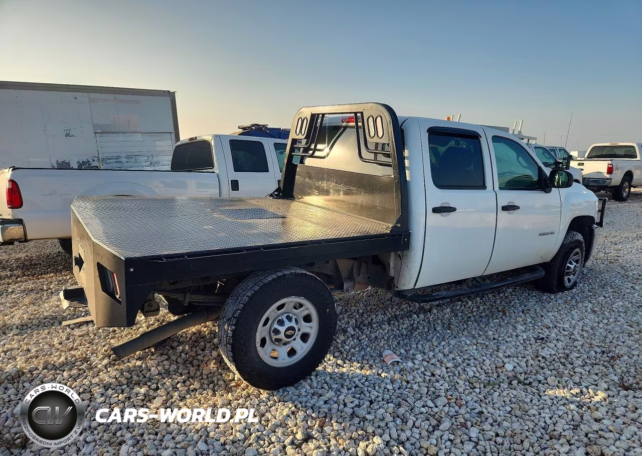 2014 Chevrolet Silverado K2500 Heavy Duty VIN:1GC1KVCG5EF191259 - 3