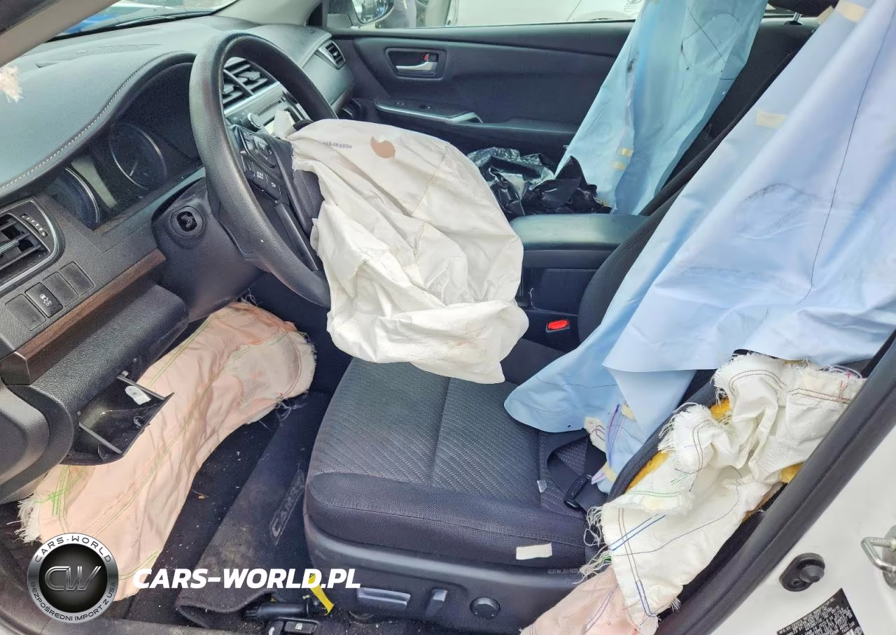 2016 Toyota Camry Le VIN:4T4BF1FK7GR526233 - 7