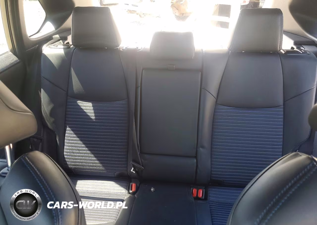 2020 Toyota Rav4 Xse VIN:JTMEWRFV6LD543300 - 10