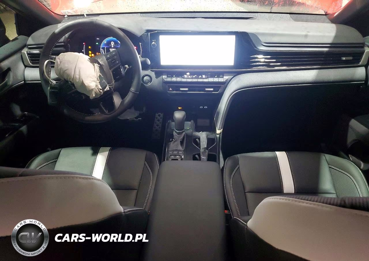 2026 Toyota Camry Se VIN:4T1DAACK3TU330113 - 8