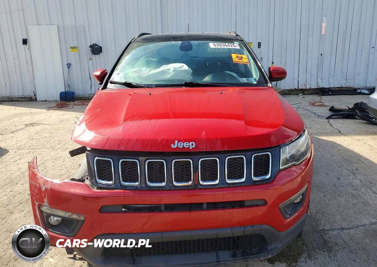 2019 Jeep Compass Latitude VIN:3C4NJDBB8KT628614 - 5