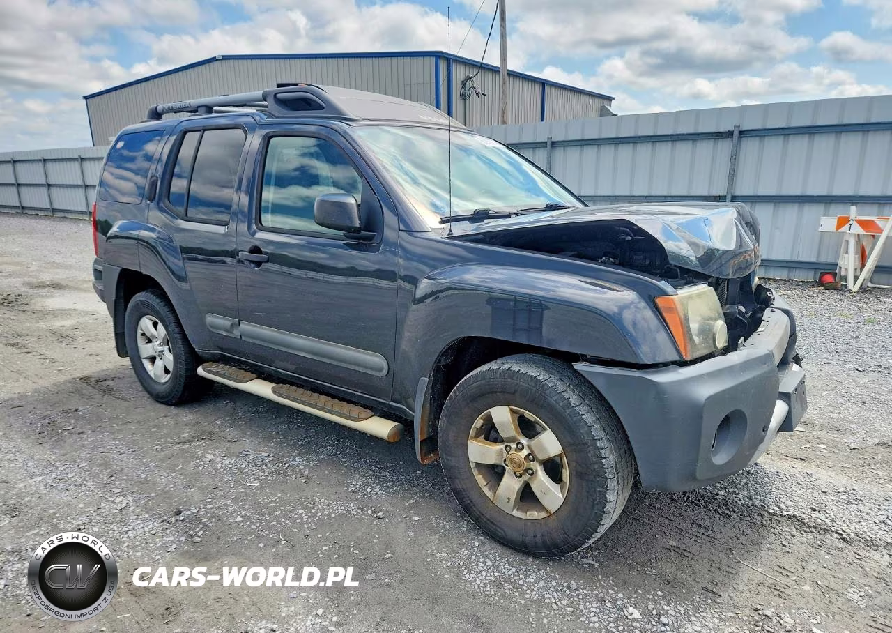 2013 Nissan Xterra X VIN:5N1AN0NW3DN822573 - 4