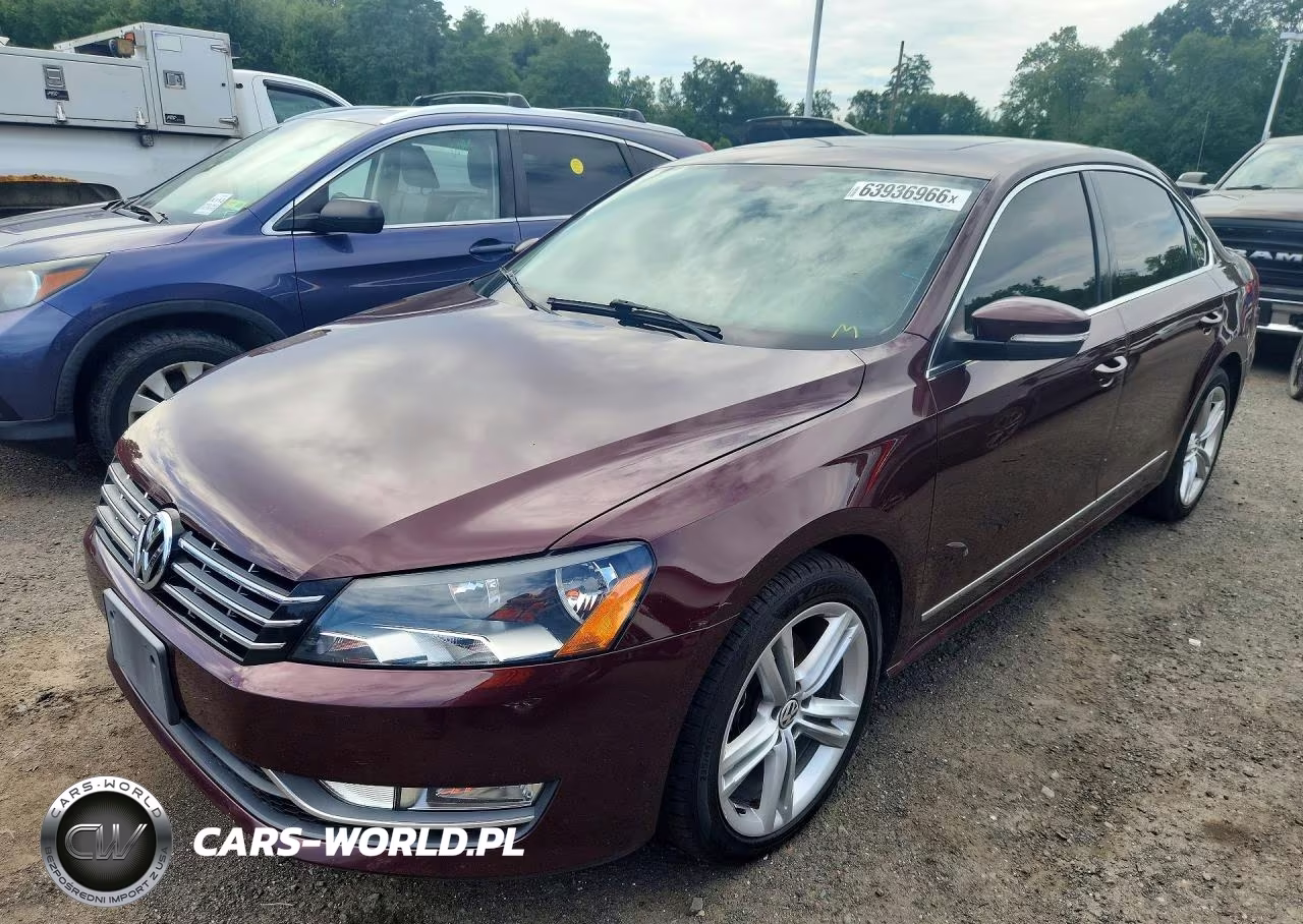 2013 Volkswagen Passat Sel