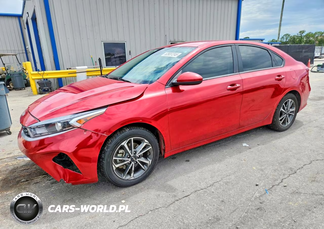 2023 Kia Forte Lxs – zdjęcie 1 z 13