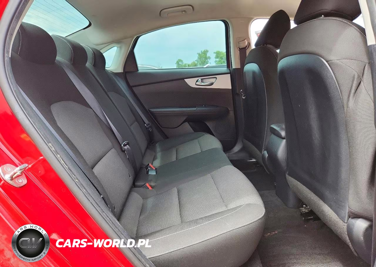 2023 Kia Forte Lxs VIN:3KPF24AD3PE597479 - 10