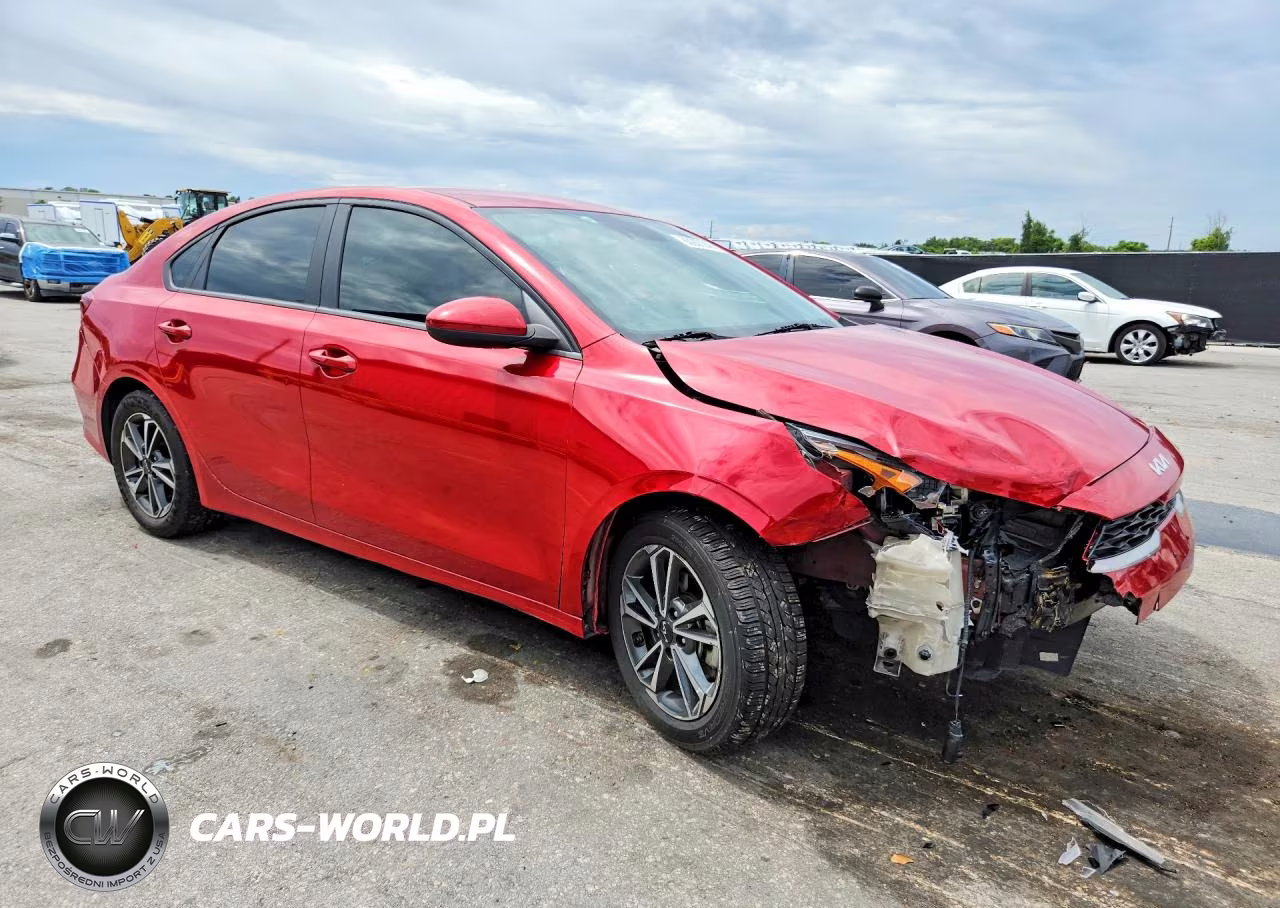 2023 Kia Forte Lxs VIN:3KPF24AD3PE597479 - 4