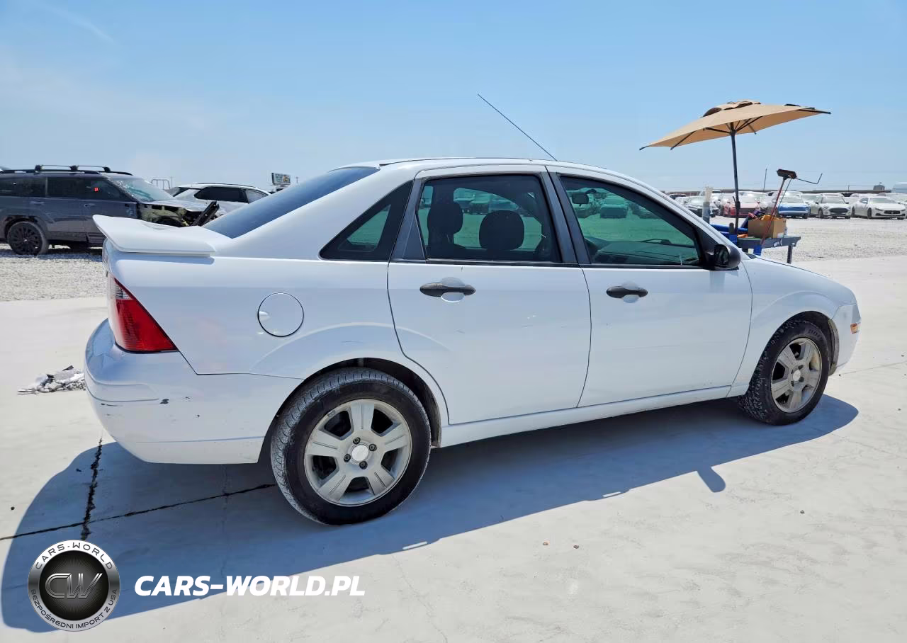 2007 Ford Focus Zx4 VIN:1FAFP34N17W203506 - 3