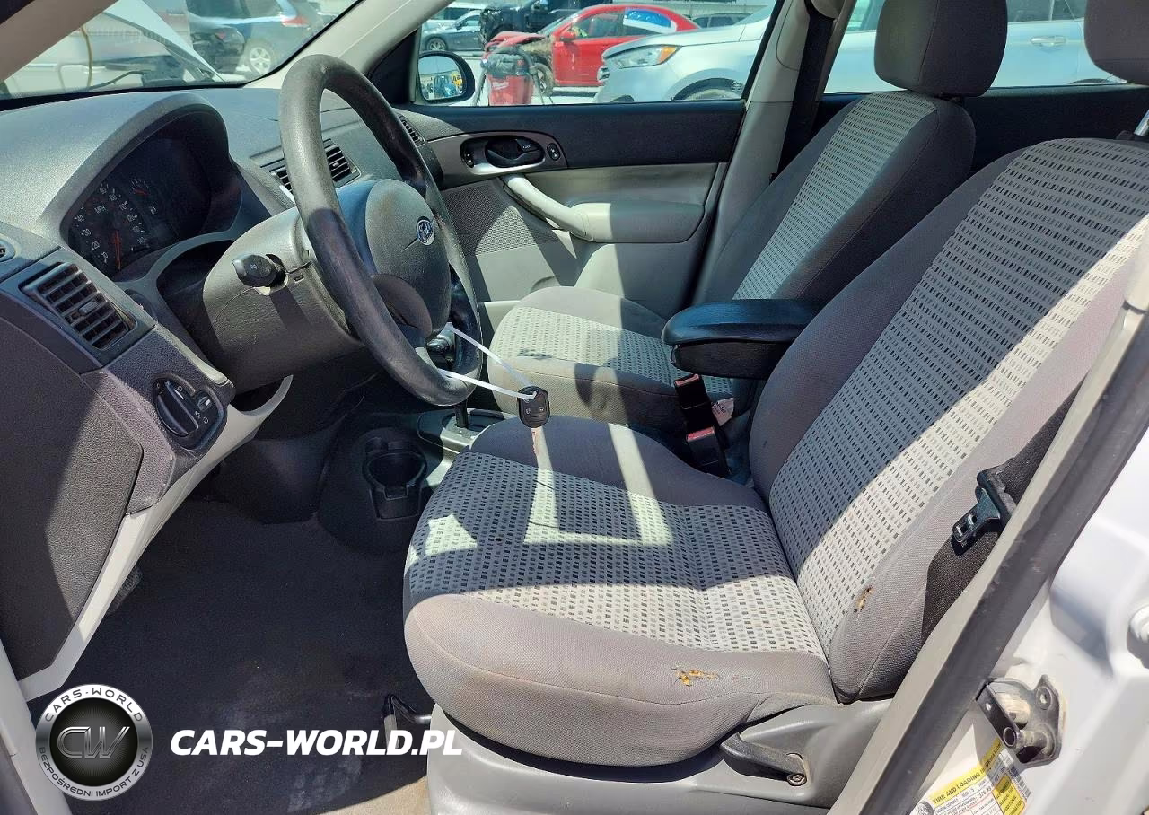 2007 Ford Focus Zx4 VIN:1FAFP34N17W203506 - 7