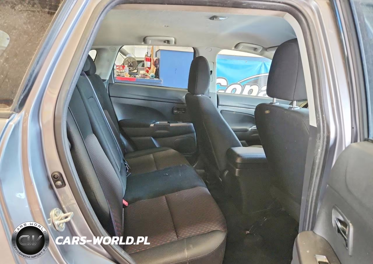 2019 Mitsubishi Outlander Sport Es VIN:JA4AP3AU8KU008128 - 11